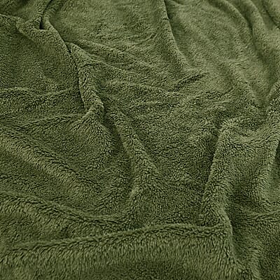 Olive Stock solid sherpa throw