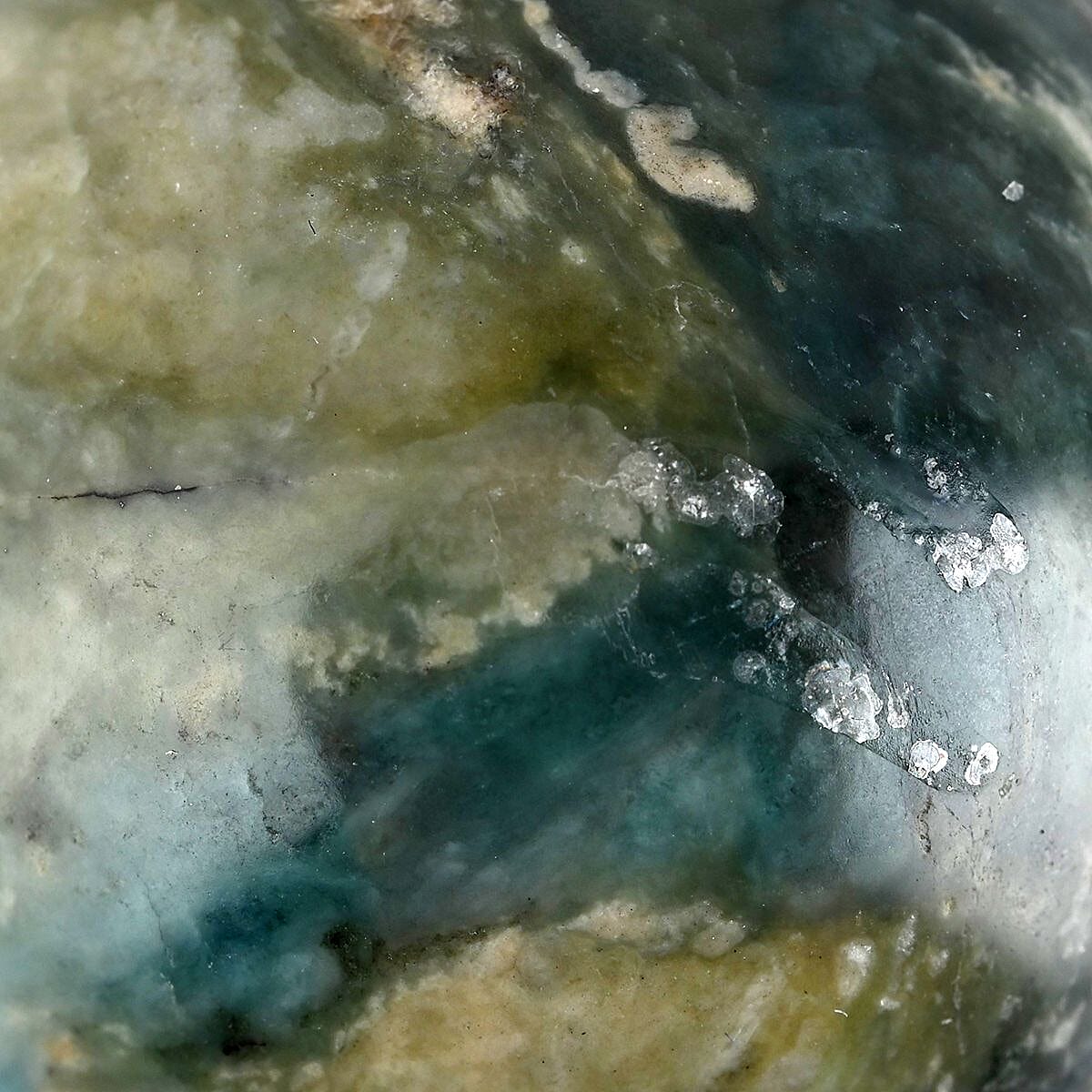 Dianite Spheres - M (Approx 385 ctw) image number 3