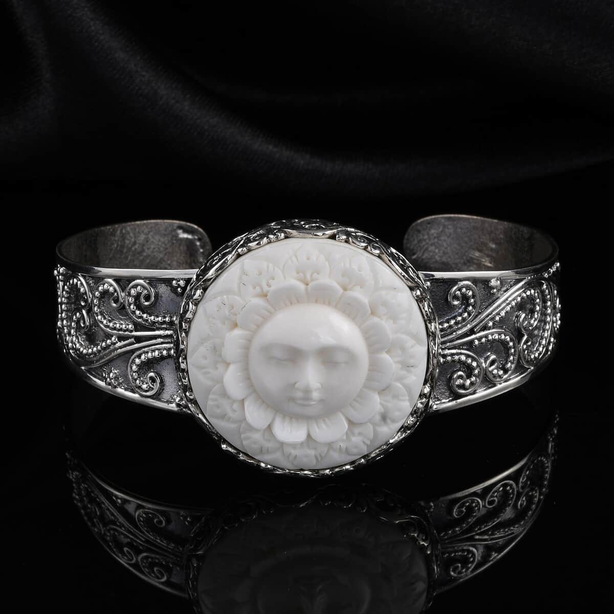 Bali Goddess Carved Bone Cuff Bracelet in Sterling Silver (7.50 In) image number 1