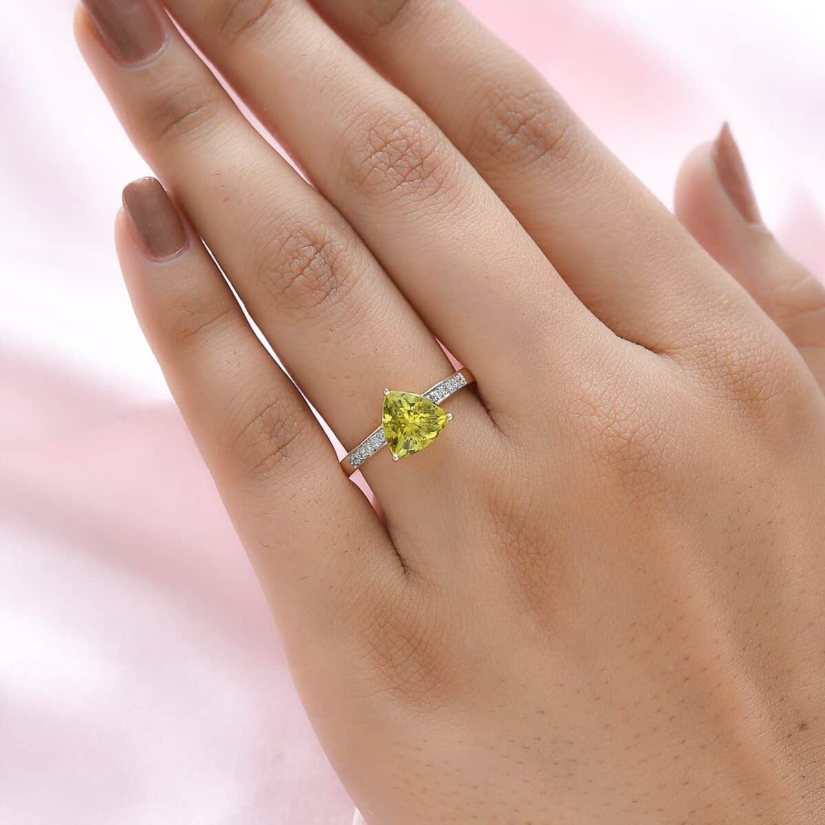 LUXORO 14K Yellow Gold AAA Natural Canary Tourmaline, Diamond (G-H, I2) Ring (Size 6.0) (2.60 g) 1.70 ctw image number 2