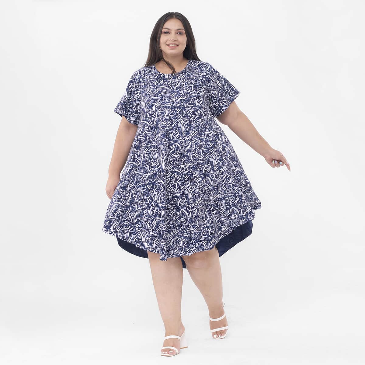 Tamsy Navy Floral Reversible Dress - One Size Missy image number 2