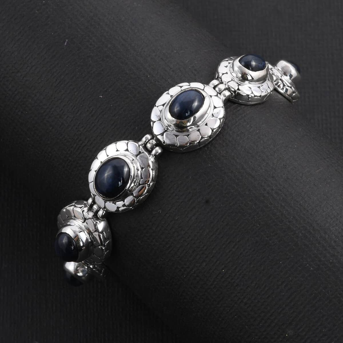 Bali Legacy Blue Star Sapphire (DF) Toggle Clasp Bracelet in Sterling Silver (7.50 In) 12.00 ctw image number 1