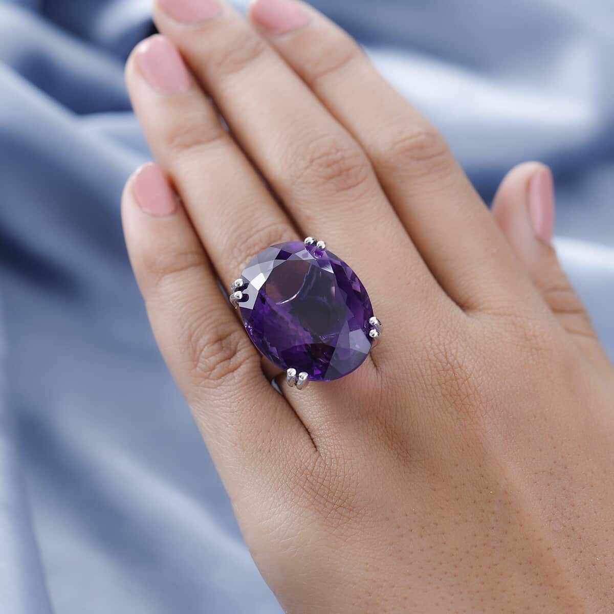 African Amethyst Solitaire Ring in Platinum Over Sterling Silver (Size 10.0) 50.50 ctw image number 2