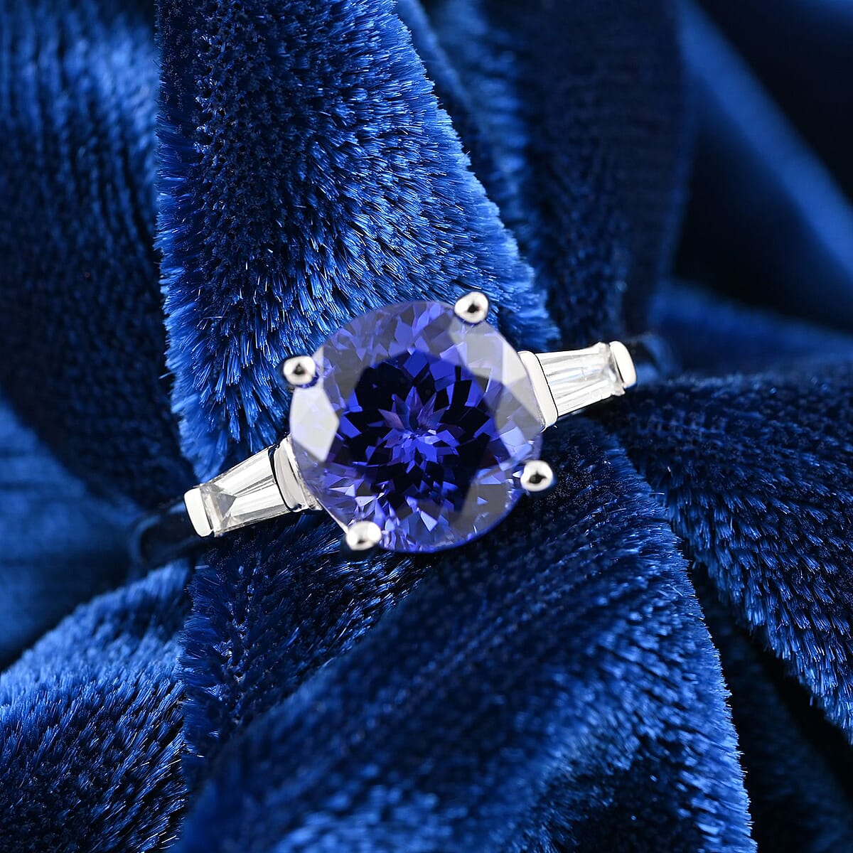 Certified and Appraised Iliana 18K White Gold AAA Tanzanite, Diamond Ring,Wedding Ring For Her,Promise Rings 3.41 Grams 2.30 ctw (Size 9.0) image number 1