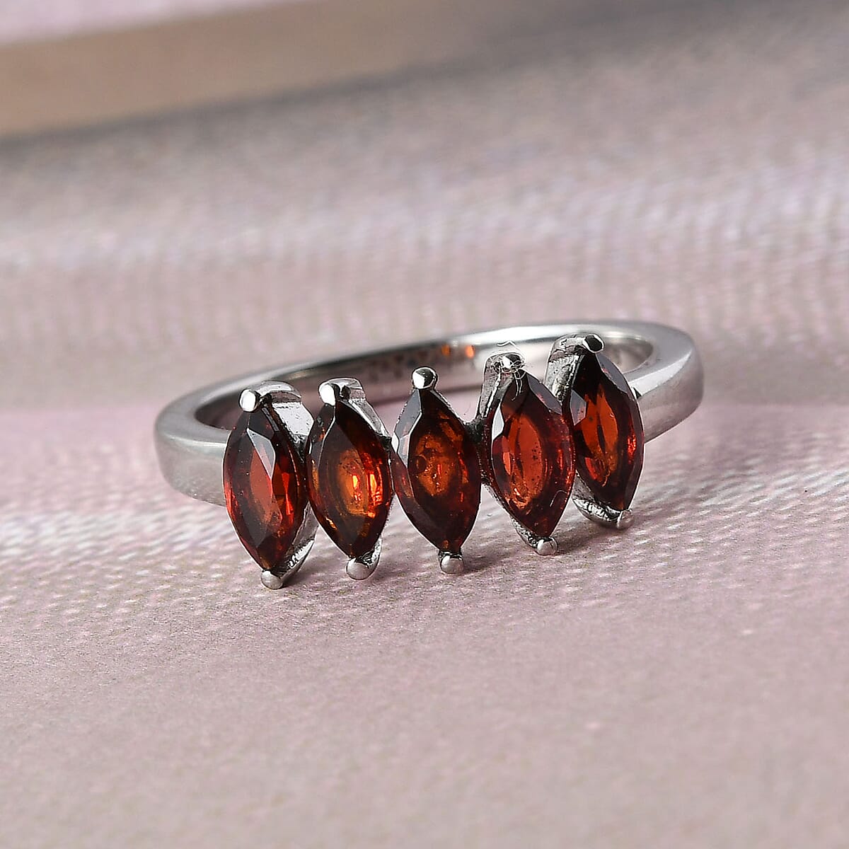 Mozambique Garnet Ring in Stainless Steel (Size 8.0) 1.15 ctw image number 2
