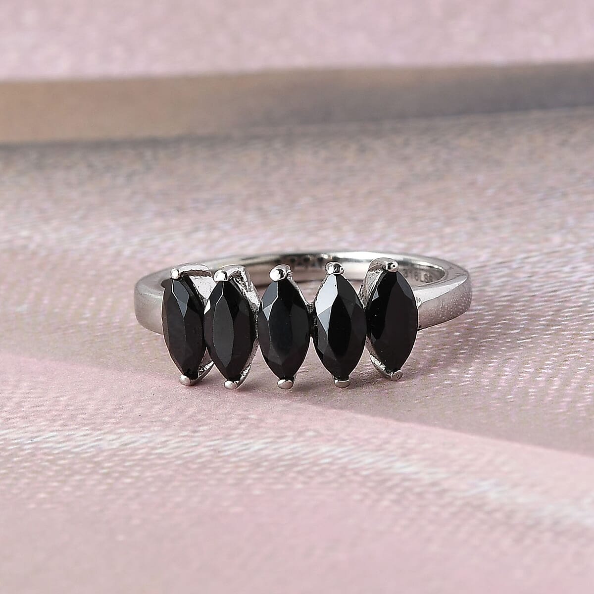 Thai Black Spinel Ring in Stainless Steel (Size 8.0) 1.15 ctw image number 2