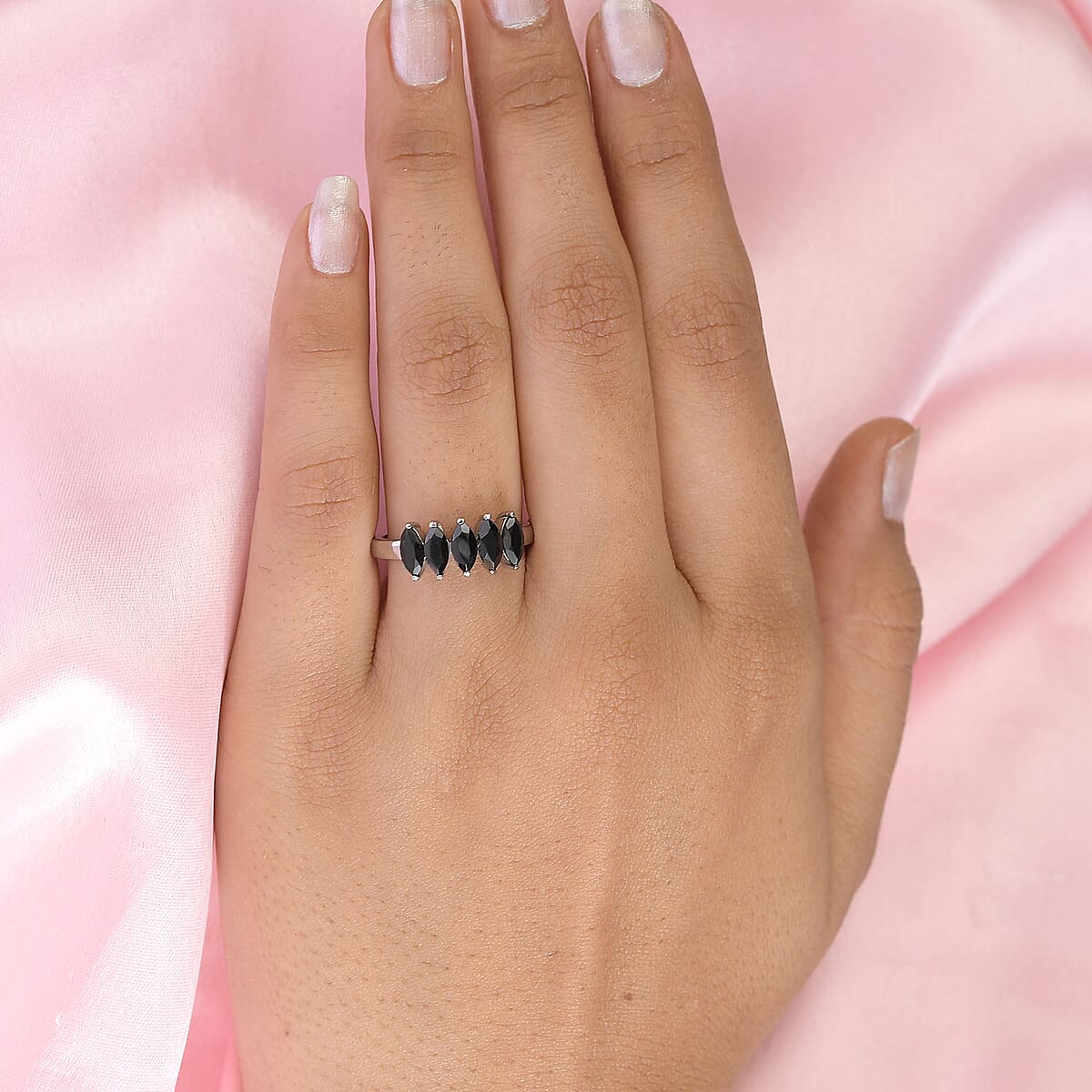 Thai Black Spinel Ring in Stainless Steel (Size 8.0) 1.15 ctw image number 3
