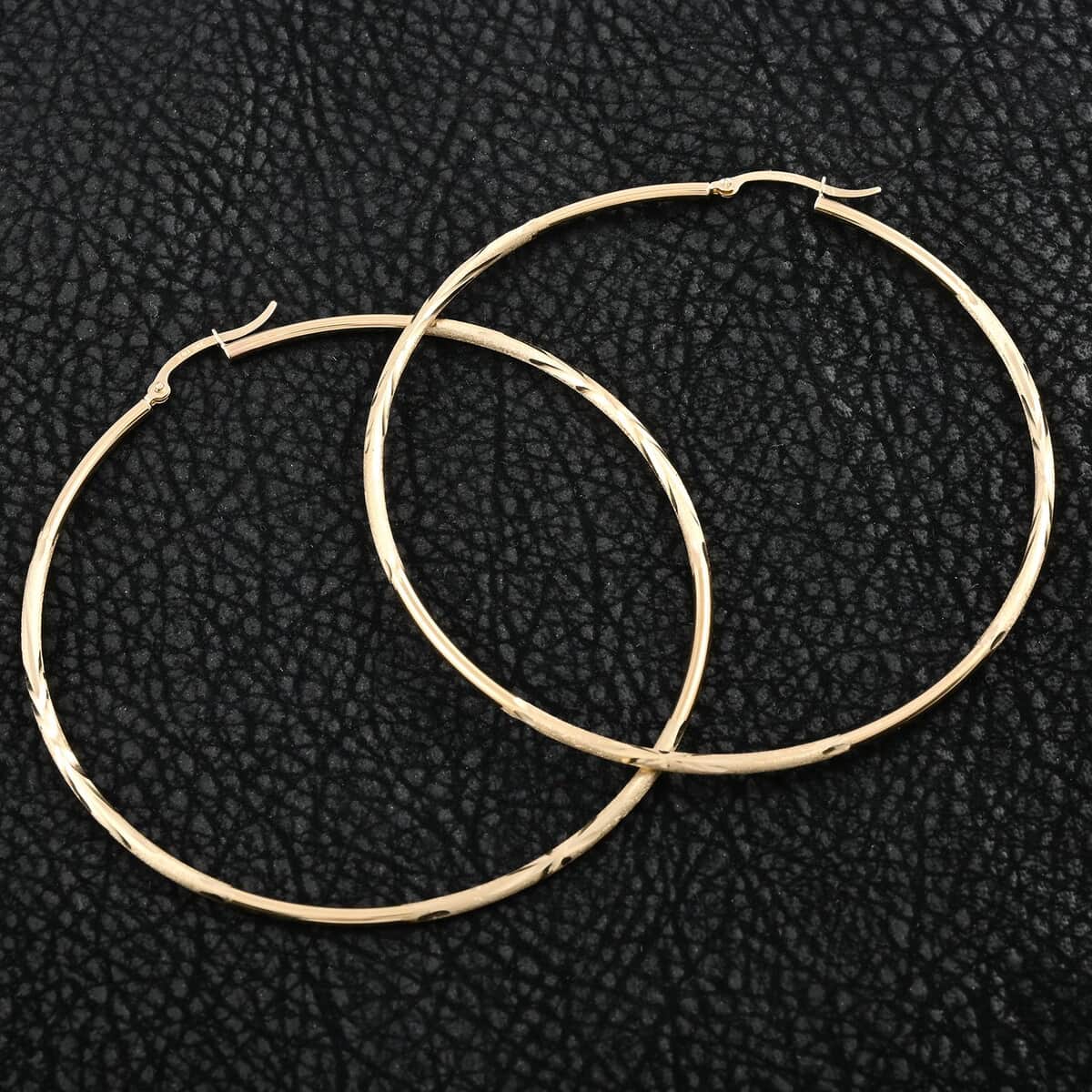 14K Yellow Gold 70mm Hoop Earrings 4.18 Grams image number 1