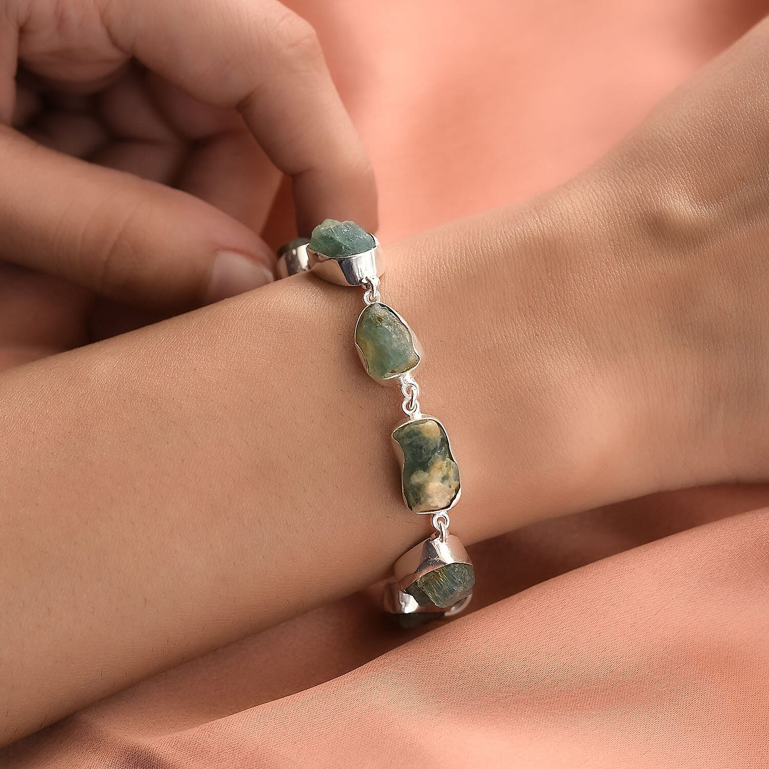 Grandidierite - Product card gallery slide 3 (10144638337307)