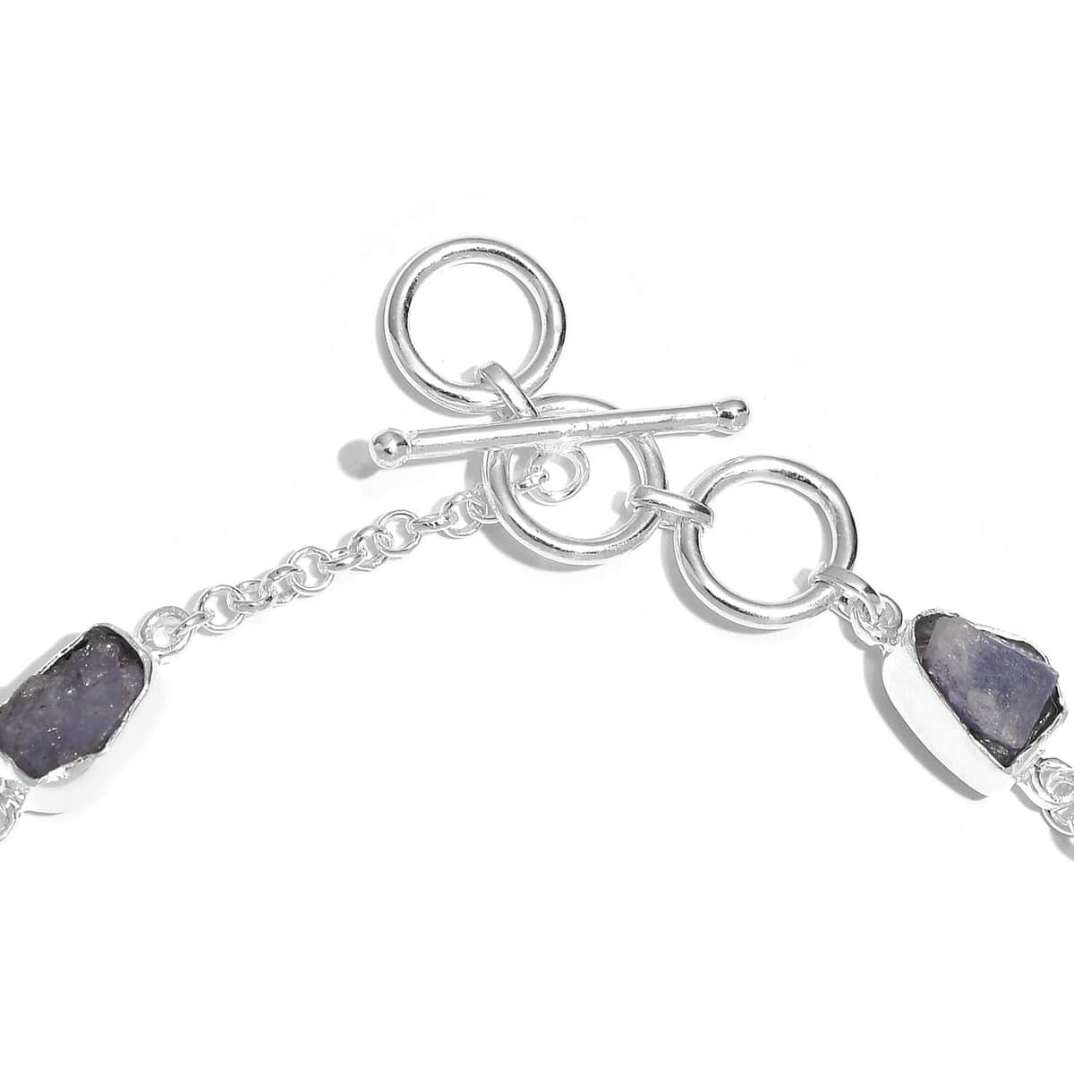 Artisan Crafted Rough Cut Tanzanite Toggle Clasp Bracelet in Sterling Silver (7.25-8In) 19.20 ctw image number 3