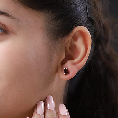Mozambique Garnet Solitaire Stud Earrings in Sterling Silver 1.65 ctw