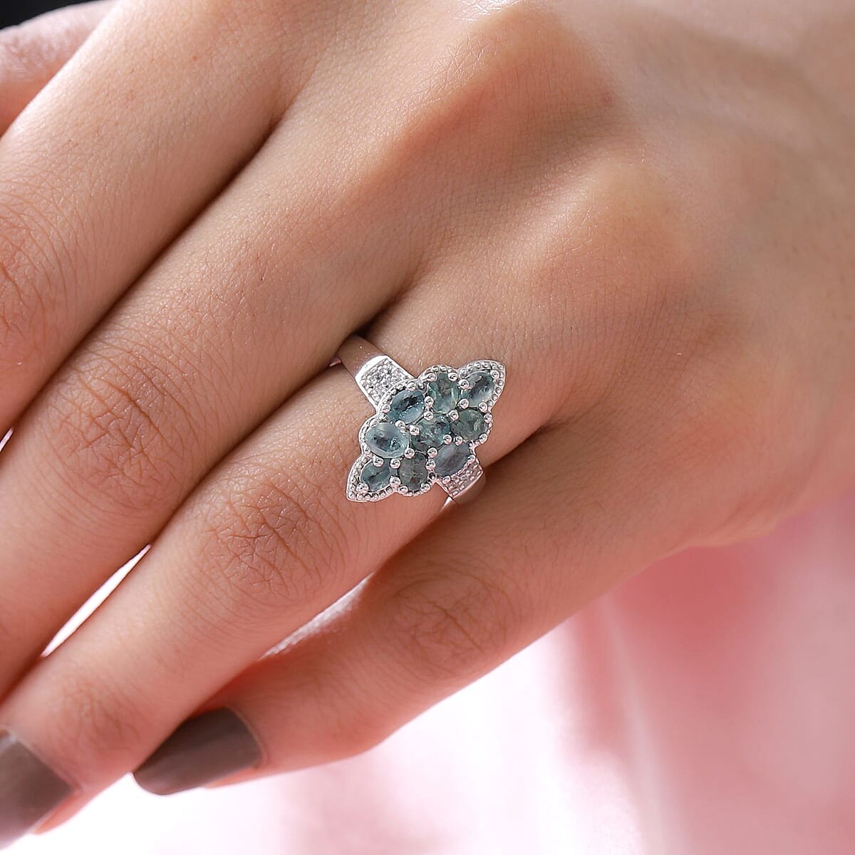 Narsipatnam Alexandrite and Natural White Zircon Ring in Platinum Over Sterling Silver (Size 8.0) 1.65 ctw image number 2