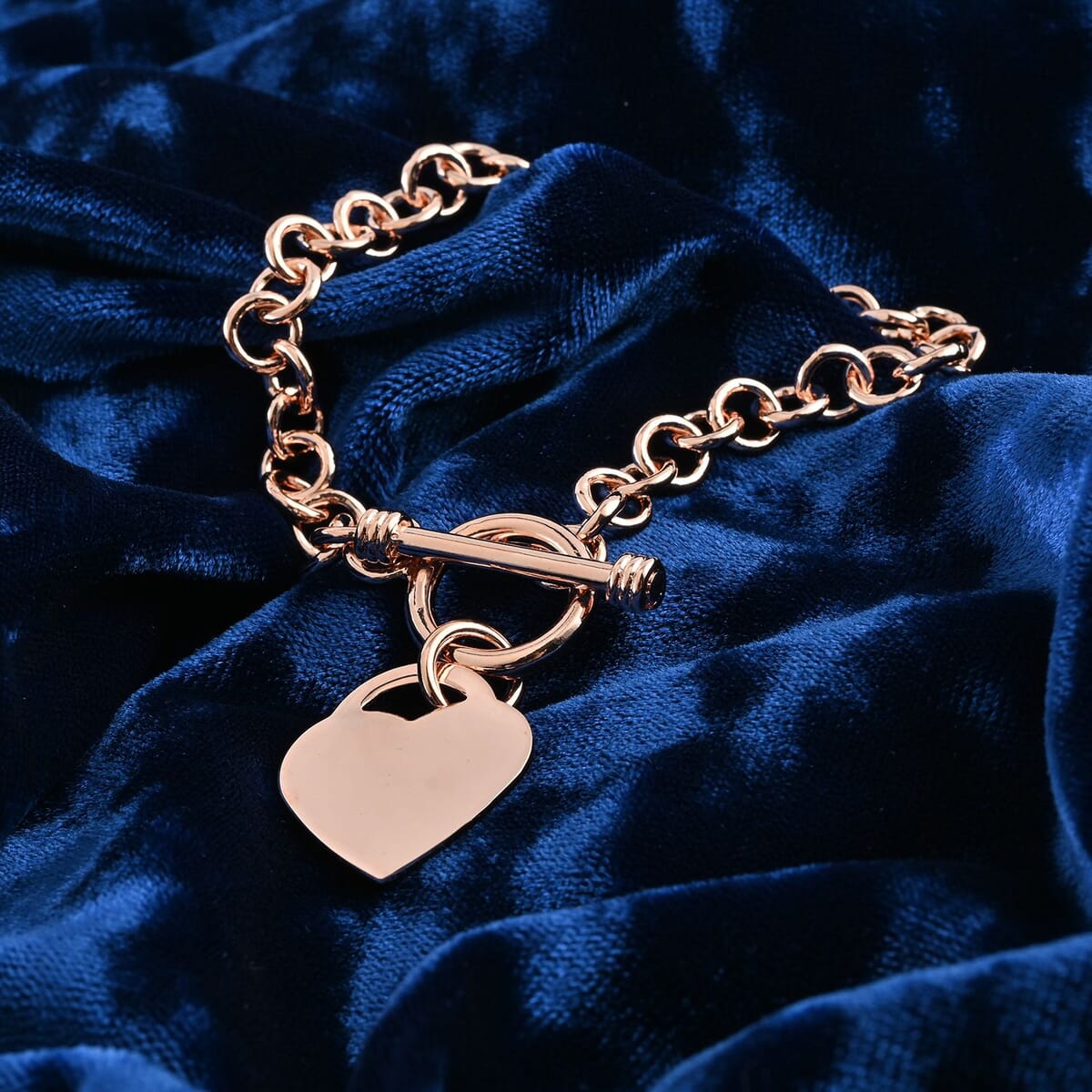 Toggle Heart Charm Bracelet in Rosetone (7.50 In) image number 1