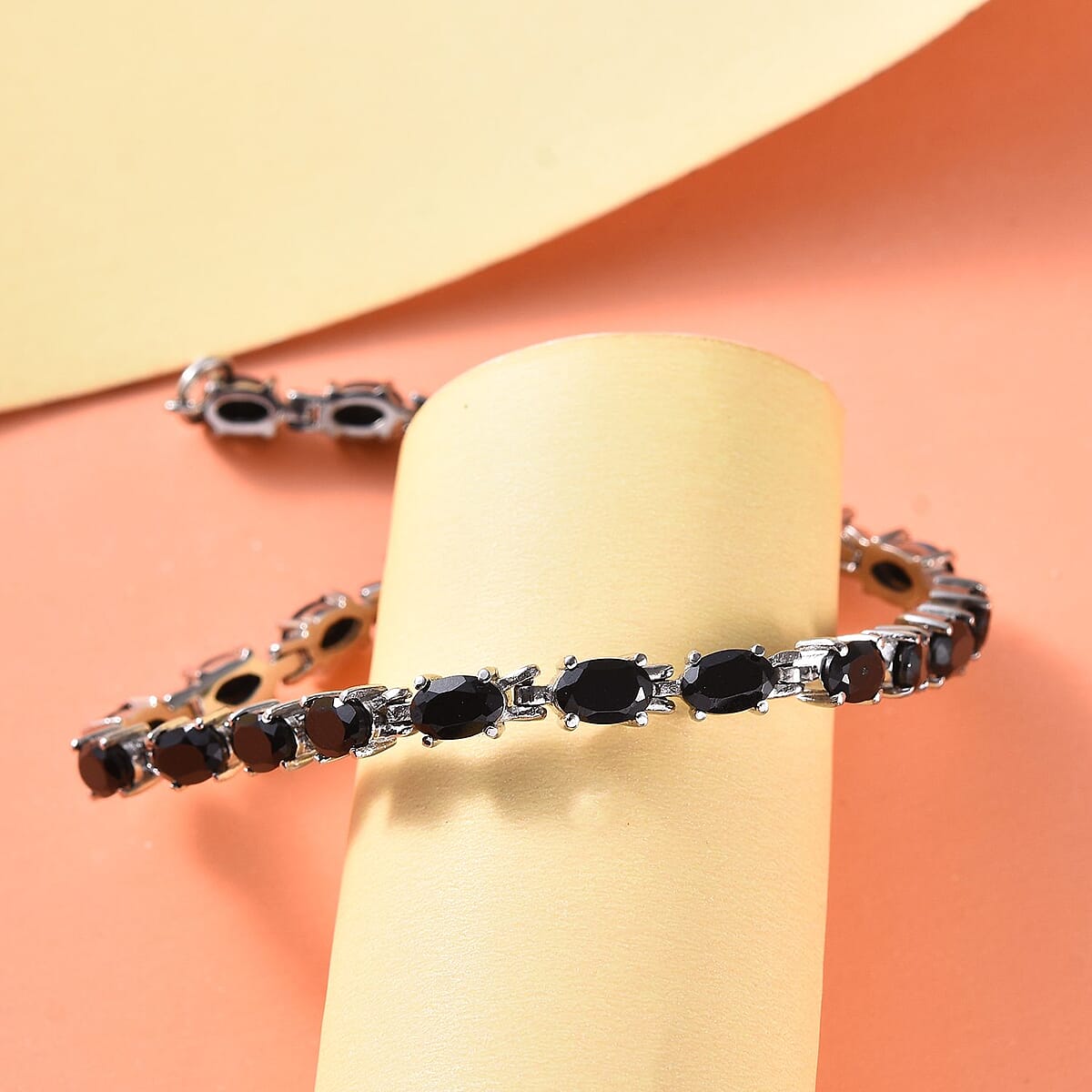 Thai Black Spinel Link Bracelet in Stainless Steel (7.25 In) 11.75 ctw image number 1