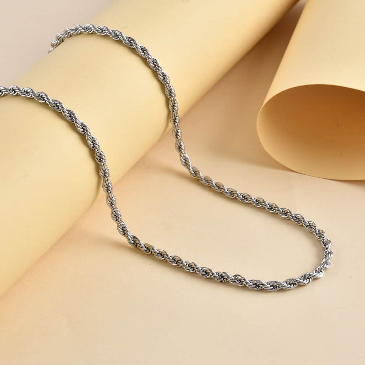 Round Net Necklace 20-22 Inches in Stainless Steel 19.50 Grams image number 1