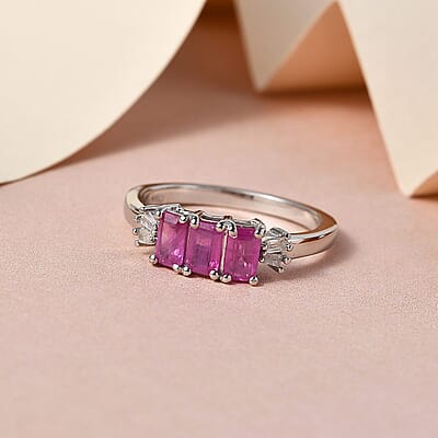 Premium Montepuez Ruby and Diamond 3 Stone Ring in Platinum Over Sterling Silver (Size 10.0) 1.10 ctw