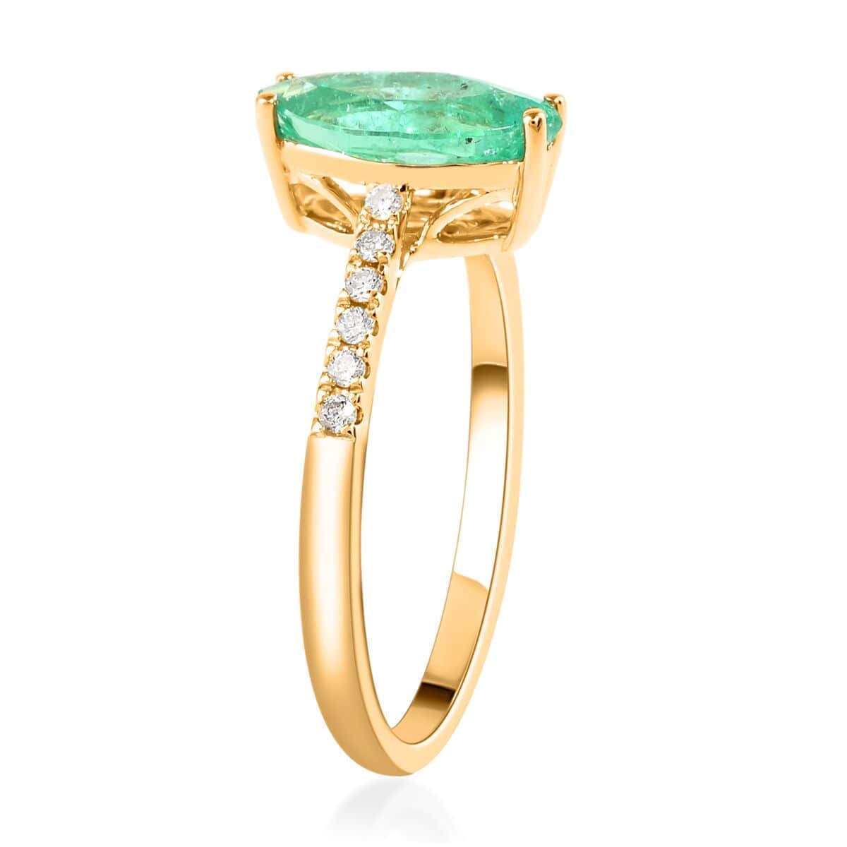 Certified Luxoro 14K Yellow Gold AAA Boyaca Colombian Emerald and G-H I2 Diamond Ring 1.20 ctw image number 3