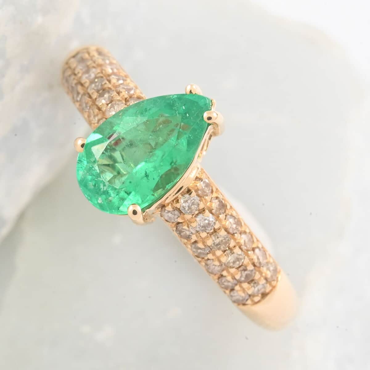 One Of A Kind Certified & Appraised Luxoro 14K Yellow Gold AAA Boyaca Colombian Emerald and G-H I2 Diamond Ring (Size 7.0) 1.50 ctw image number 1