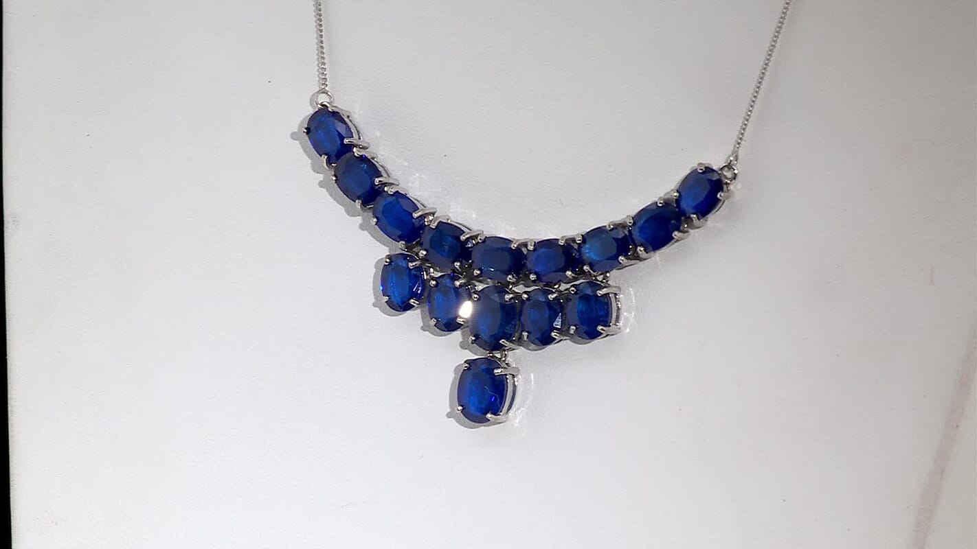 Doorbuster Ruby Necklace 18 Inches in Platinum Over Sterling Silver 8 Grams 26.85 ctw