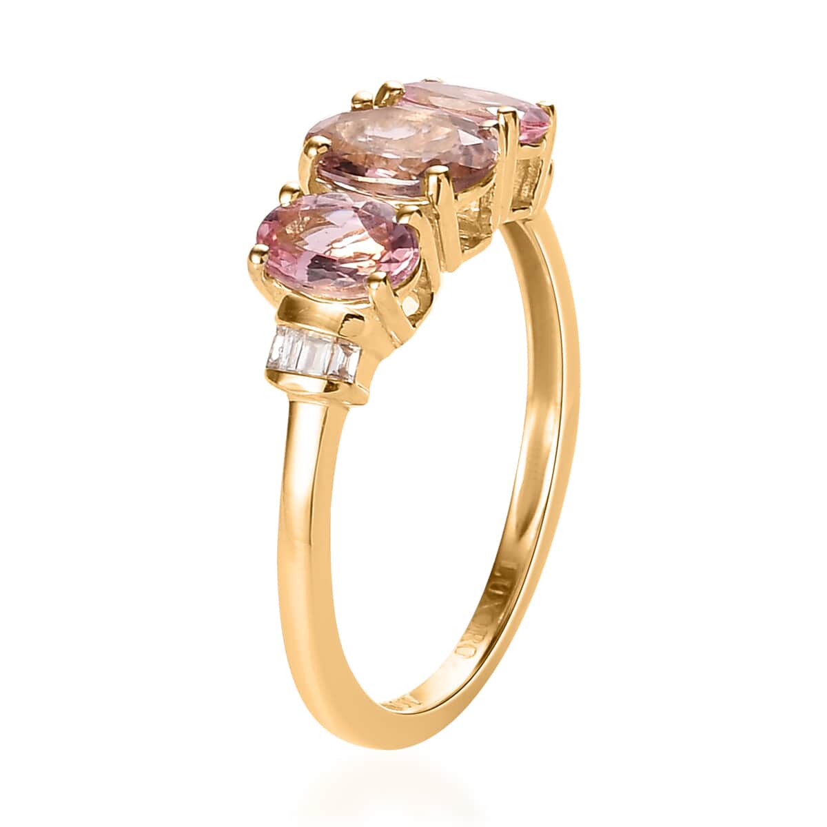 Luxoro 10K Yellow Gold AAA Morro Redondo Pink Tourmaline and Diamond Trilogy Ring (Size 7.0) 1.70 ctw image number 3