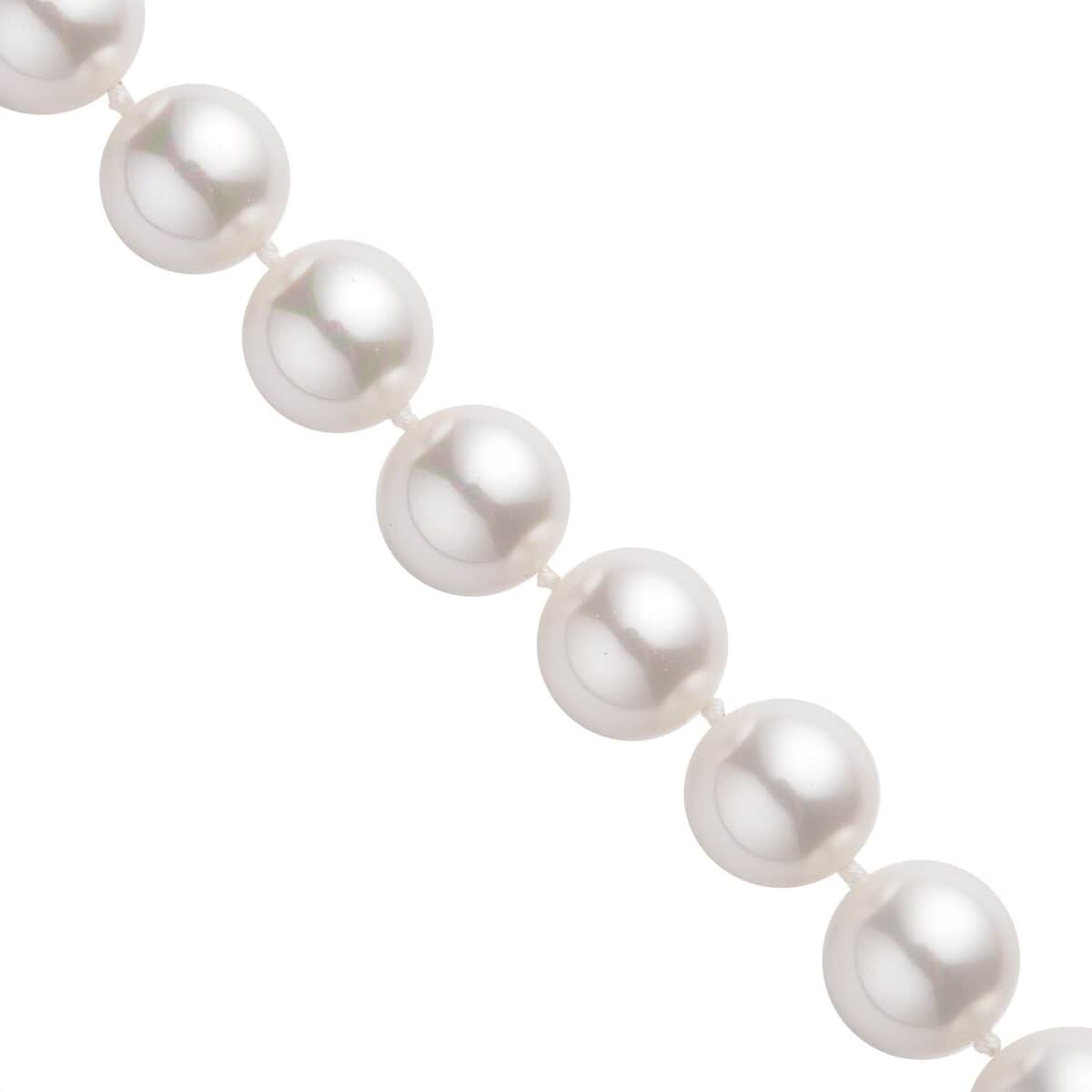 Doorbuster White Shell Pearl Necklace 20 Inches in Stainless Steel image number 3