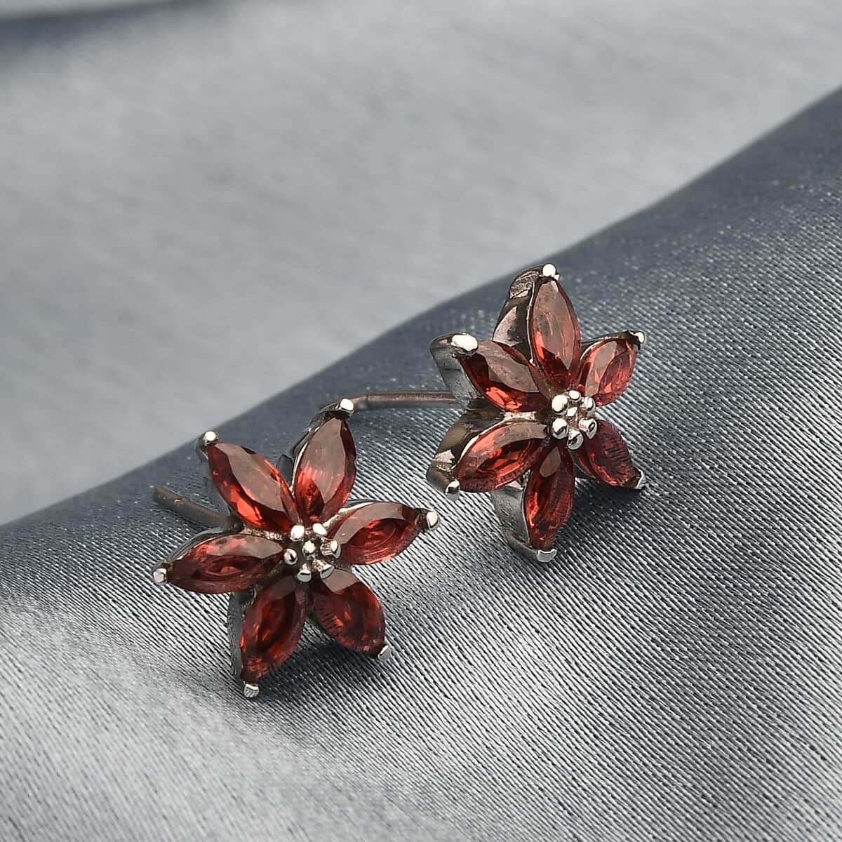 Mozambique Garnet Sunflower Earrings in Stainless Steel 2.25 ctw image number 1
