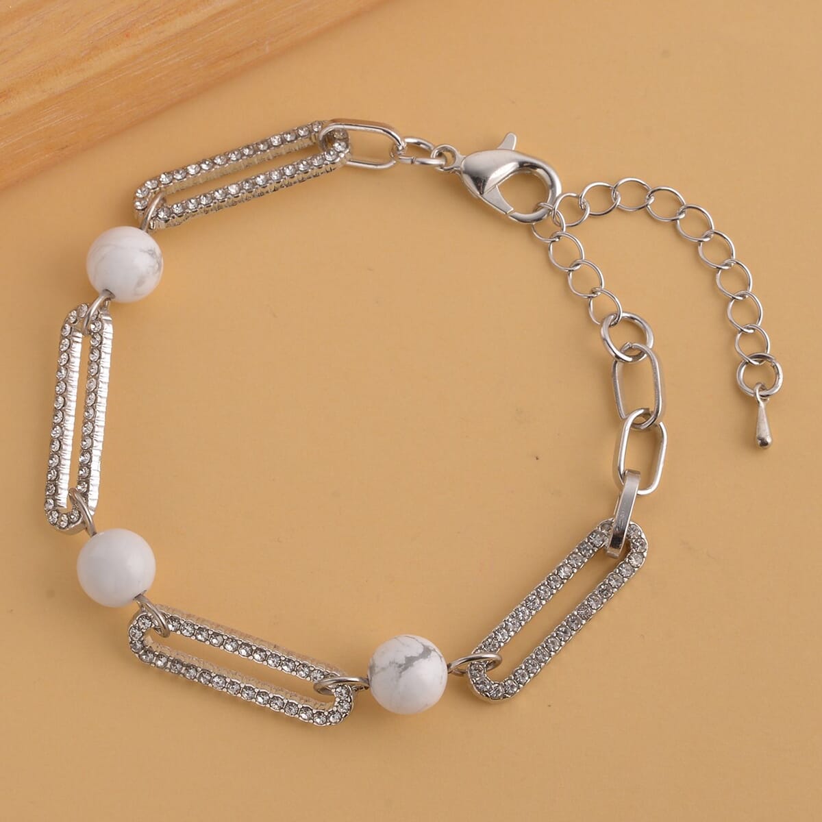 White Howlite and White Austrian Crystal Paper Clip Bracelet in Silvertone (7.50-9.50In) 10.00 ctw image number 1