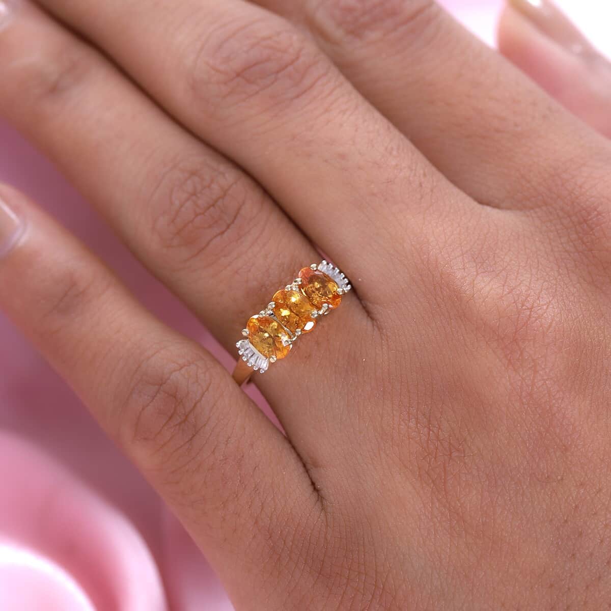 Luxoro 10K Yellow Gold Premium Viceroy Spessartine Garnet and Diamond 3 Stone Ring (Size 9.0) 1.90 ctw image number 2