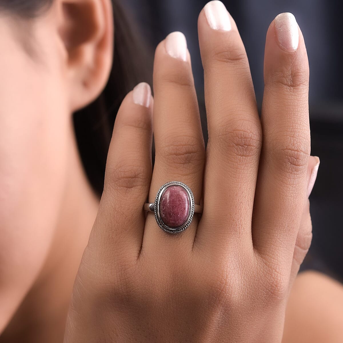 Rhodonite Solitaire Ring in Stainless Steel (Size 7.0) 9.00 ctw image number 4