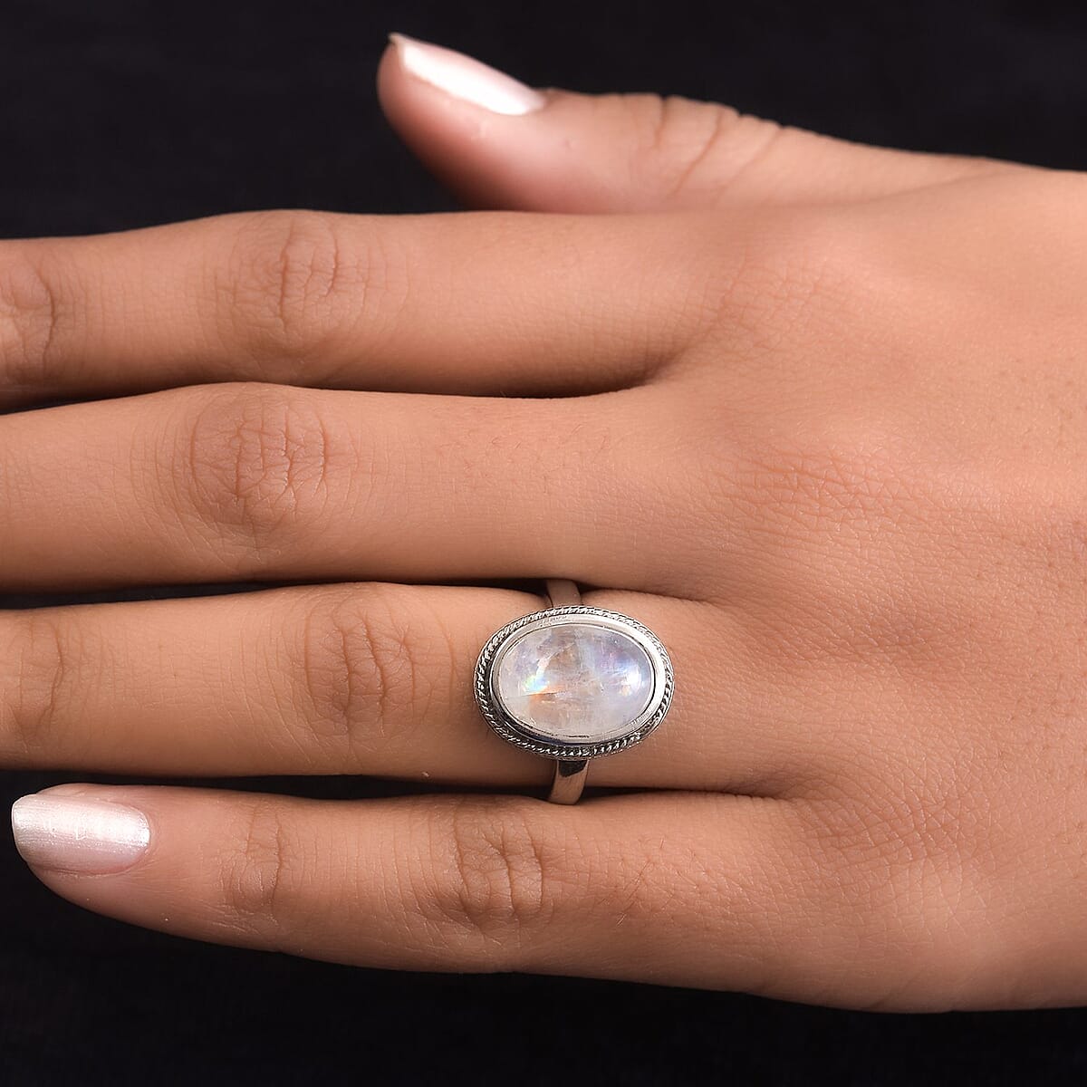Kuisa Rainbow Moonstone Solitaire Ring in Stainless Steel (Size 7.0) 6.85 ctw image number 3