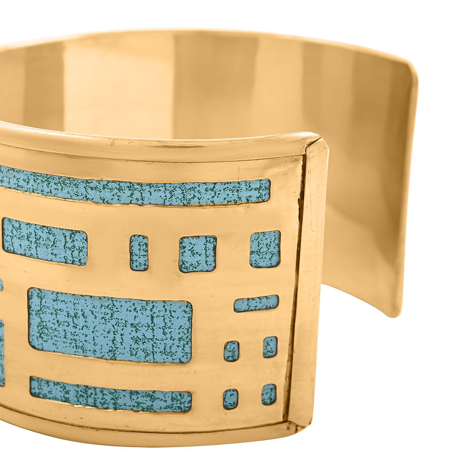 Strip Pattern Cuff Bracelet in Goldtone