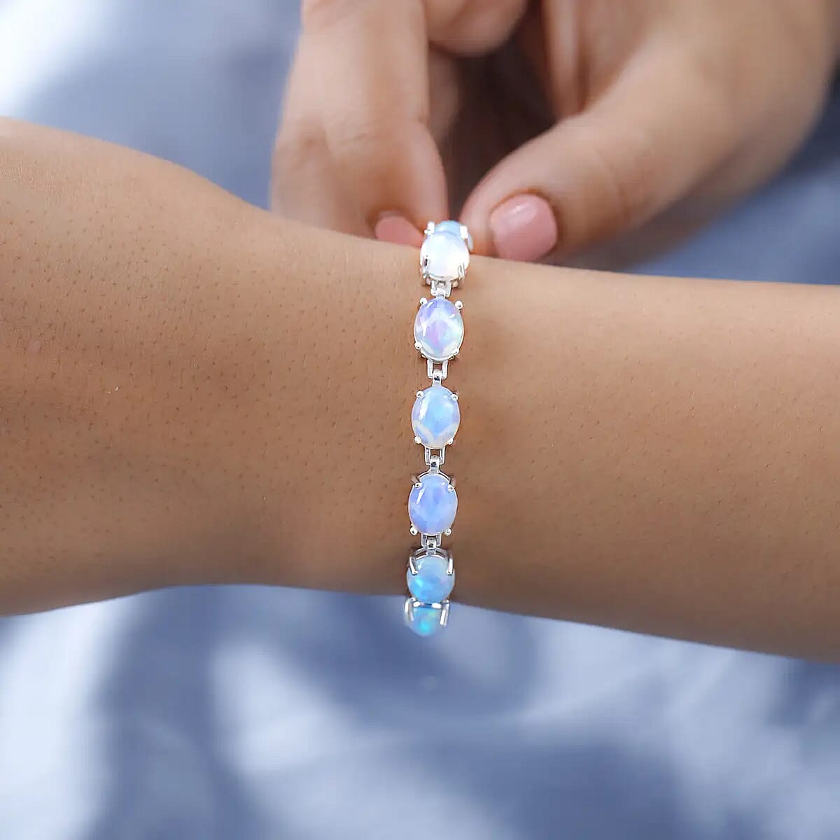 Ethiopian Opal Bracelet in Platinum-Plated Sterling Silver, Premium Opal Tennis Bracelet (7.25 In) 21.75 ctw image number 5
