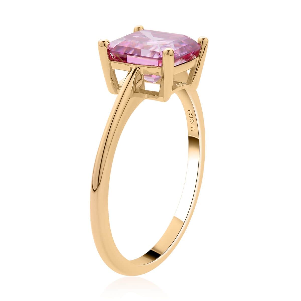 Luxoro 10K Yellow Gold Asscher-Cut Pink Moissanite Solitaire Ring (Size 9.0) 2.50 ctw image number 3