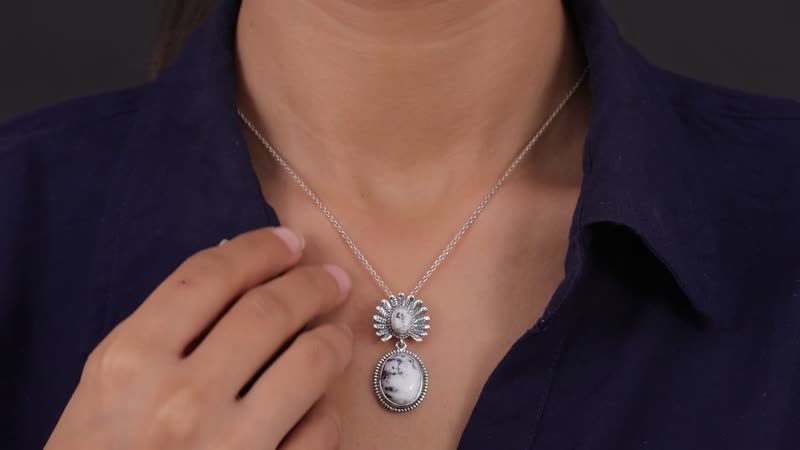 White Buffalo Pendant in Sterling Silver 10.50 ctw