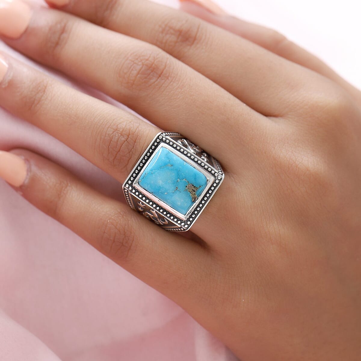 Artisan Crafted South Hill Turquoise Kokopelli Men's Ring in Sterling Silver 10.25 Grams 11.85 ctw image number 2