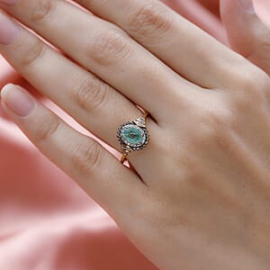 Ethiopian Emerald, Natural Champagne and White Diamond Cocktail Ring in Vermeil Yellow Gold Over Sterling Silver (Size 6.0) 1.20 ctw