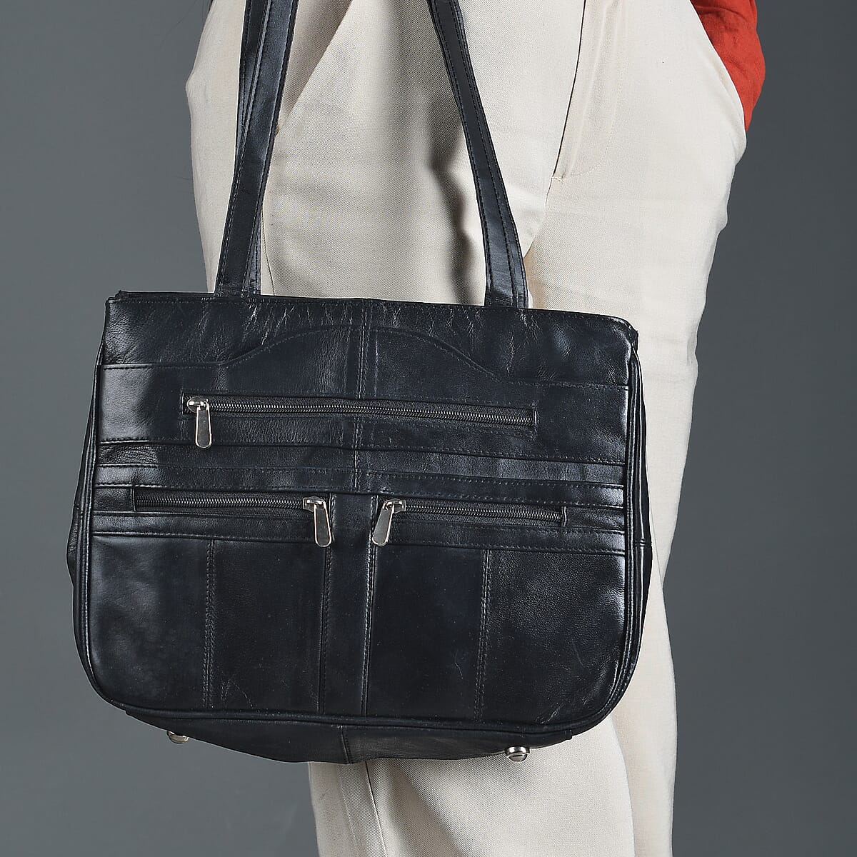 India International Leather Fair Closeout Black Genuine Leather Messenger Bag image number 1