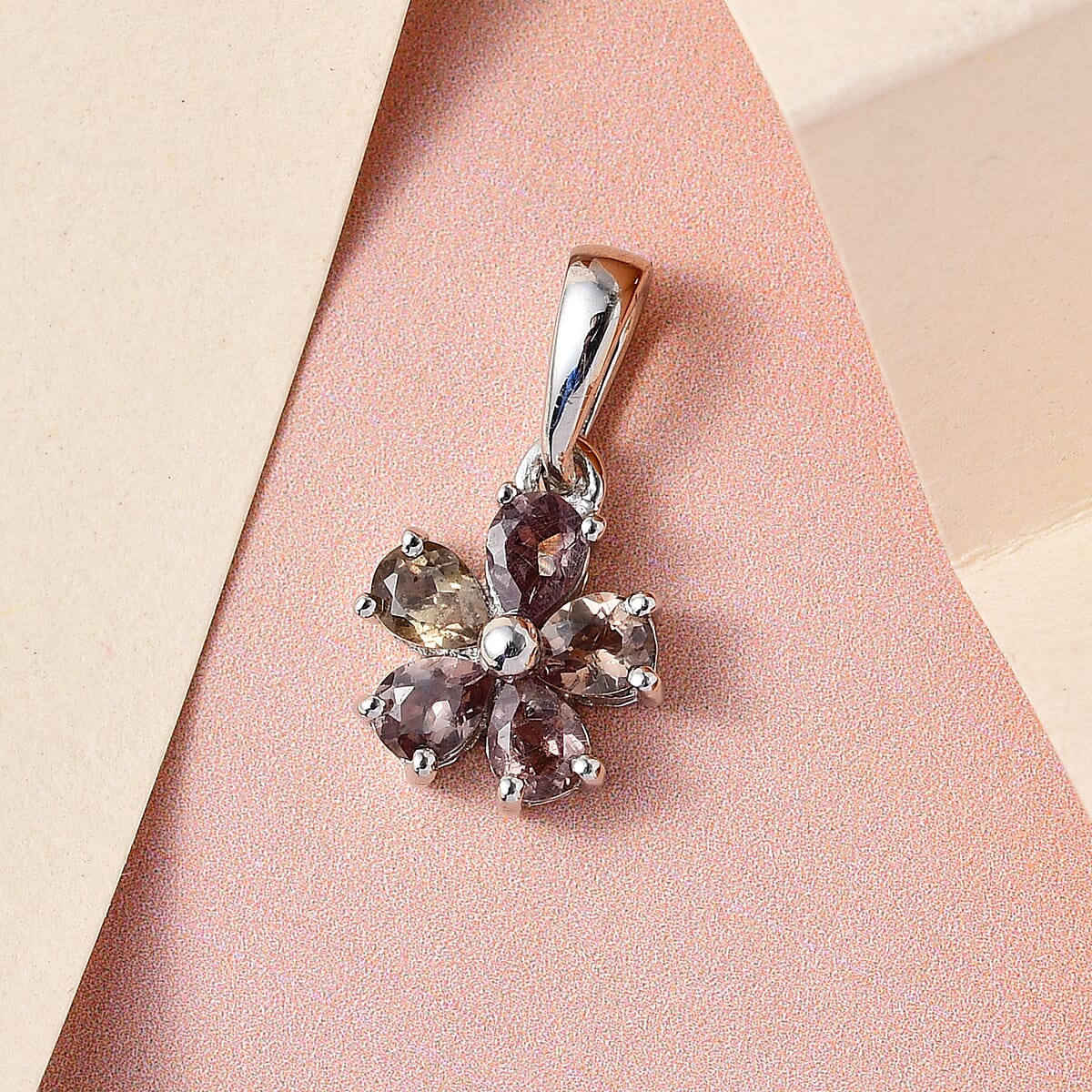 Merelani Color Change Garnet Floral Pendant in Platinum Over Sterling Silver 0.75 ctw image number 1