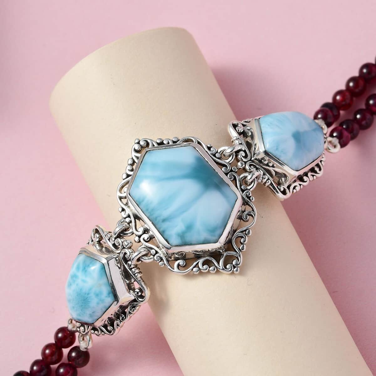 Larimar and Orissa Rhodolite Garnet Toggle Clasp Bracelet in Sterling Silver (7.25 In) 13.90 Grams 47.60 ctw image number 1