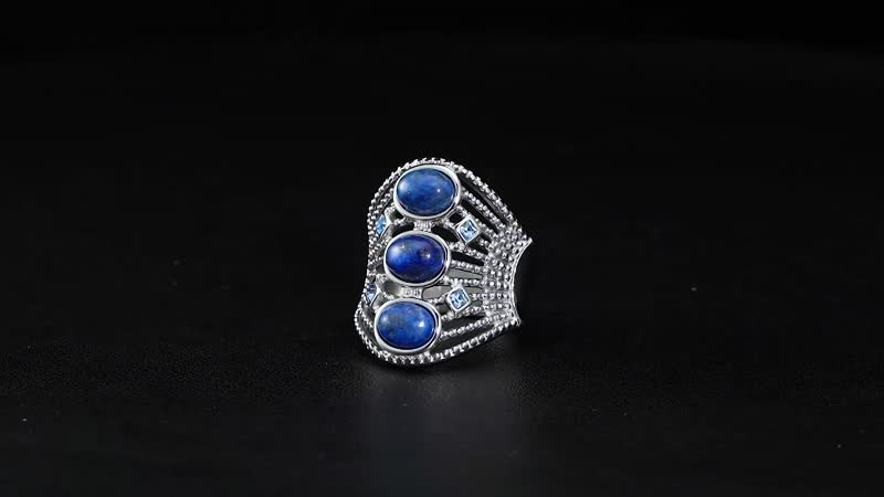 Lapis Lazuli and Blue Austrian Crystal Ring in Stainless Steel 30.00 ctw