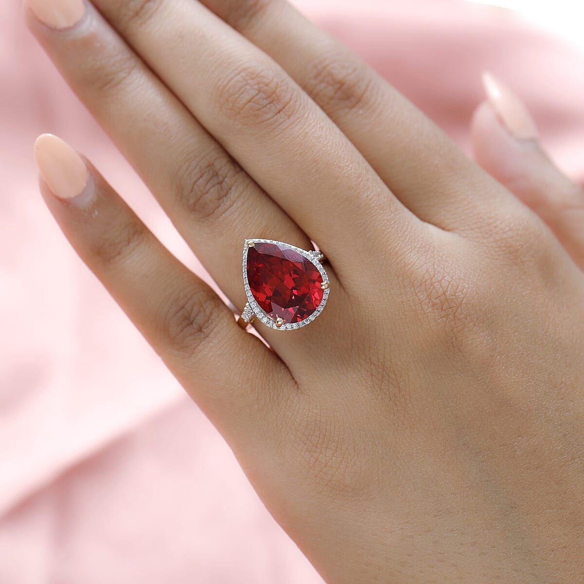 Lab Created Padparadscha Sapphire, Moissanite Halo Ring in Vermeil YG Over Sterling Silver (Size 10.0) 12.35 ctw image number 2