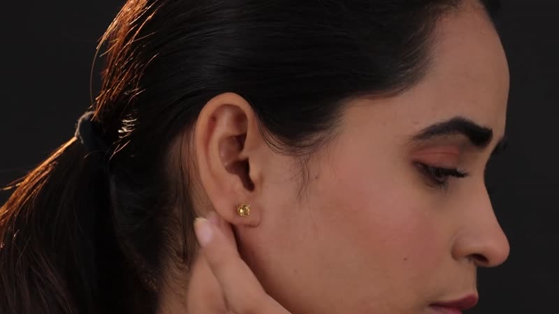 Golden Scapolite Solitaire Stud Earrings in Vermeil Yellow Gold Over Sterling Silver 0.75 ctw