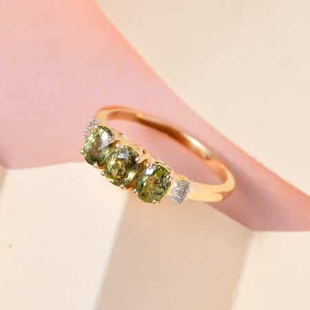 Luxoro 10K Yellow Gold Premium Ambanja Demantoid Garnet and Diamond 3 Stone Ring (Size 6.0) 1.50 ctw image number 1