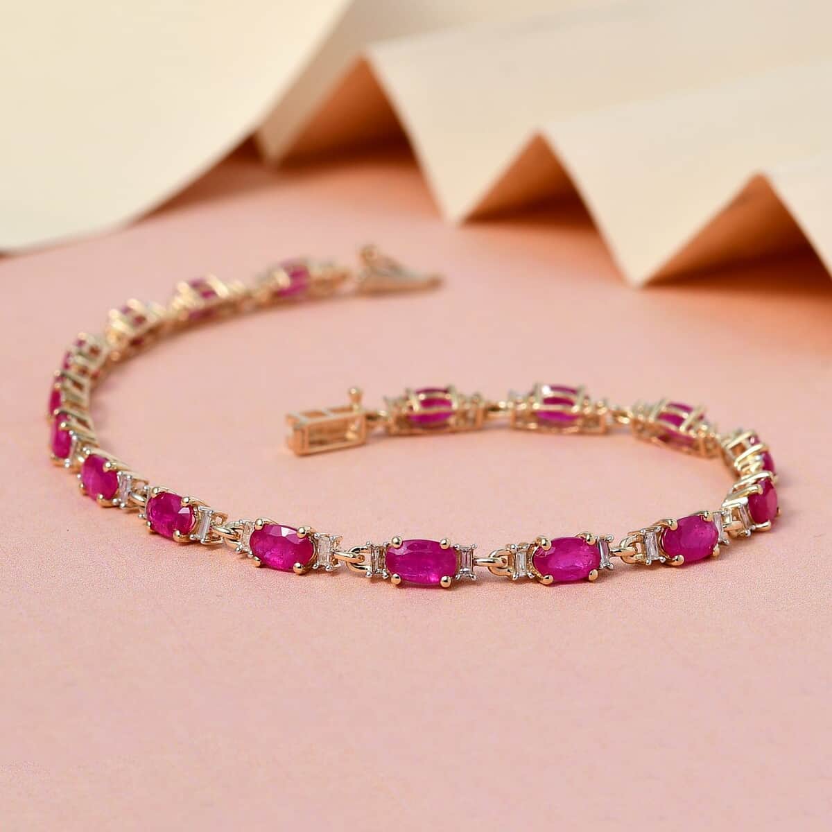 Luxoro 14K Yellow Gold AAA Montepuez Ruby and G-H I3 Diamond Bracelet (7.25 In) 4.20 Grams 5.35 ctw image number 1