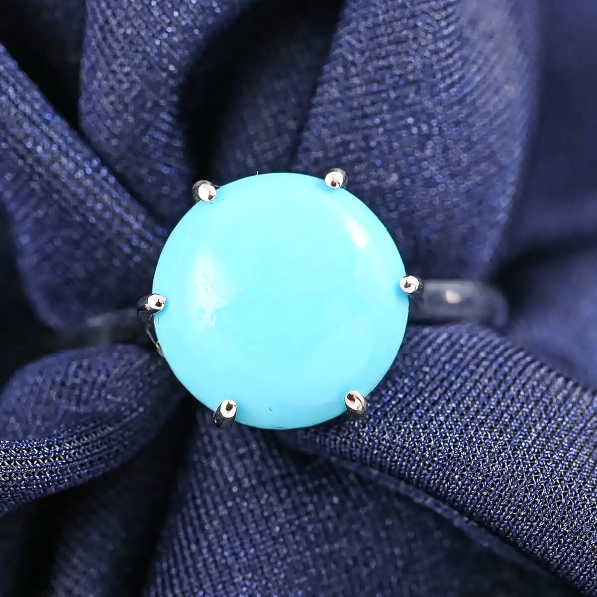 Luxoro AAA Sleeping Beauty Turquoise 3.60 ctw Solitaire Ring in 10K White Gold (Size 8.0)  image number 1