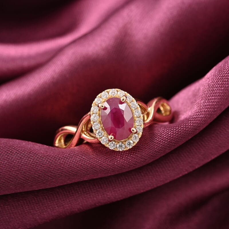 Certified & Appraised Iliana 18K Yellow Gold AAA Mozambique Ruby and G-H SI Diamond Infinity Shank Ring, Promise Rings (Size 10.0) 4 Grams 1.20 ctw