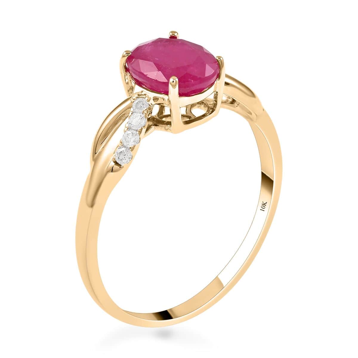 Certified LUXORO 10K Yellow Gold AAA Mozambique Ruby and G-H I2 Diamond Ring 2.15 Grams 1.70 ctw image number 3