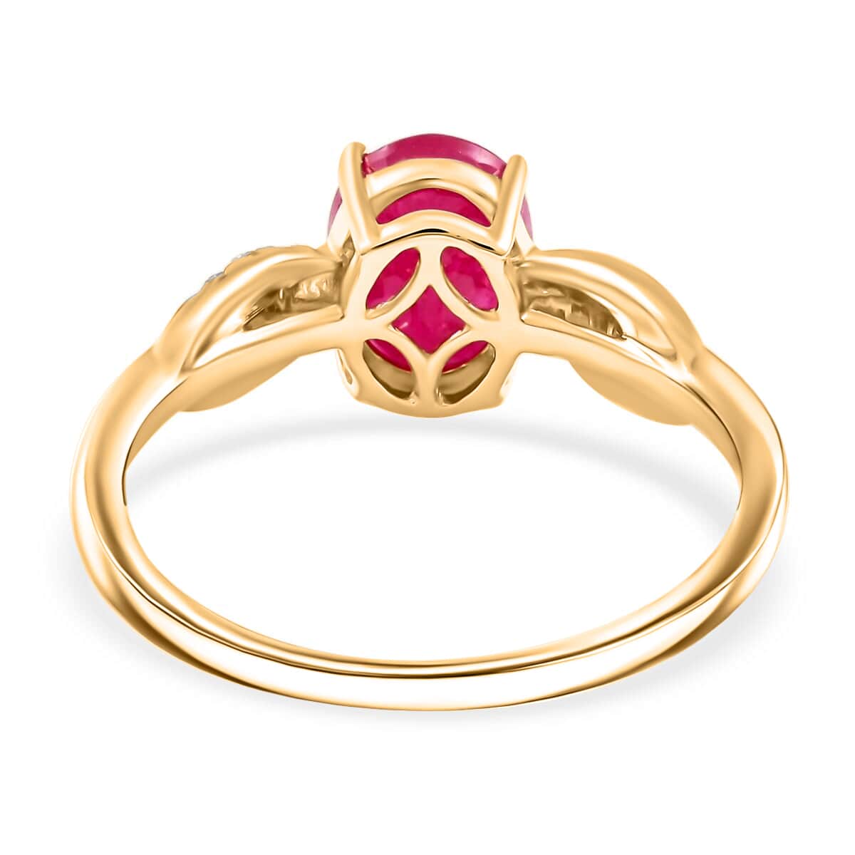 Certified & Appraised Luxoro AAA Montepuez Ruby and G-H I2 Diamond 1.70 ctw Ring in 10K Yellow Gold (Size 7.0) image number 4