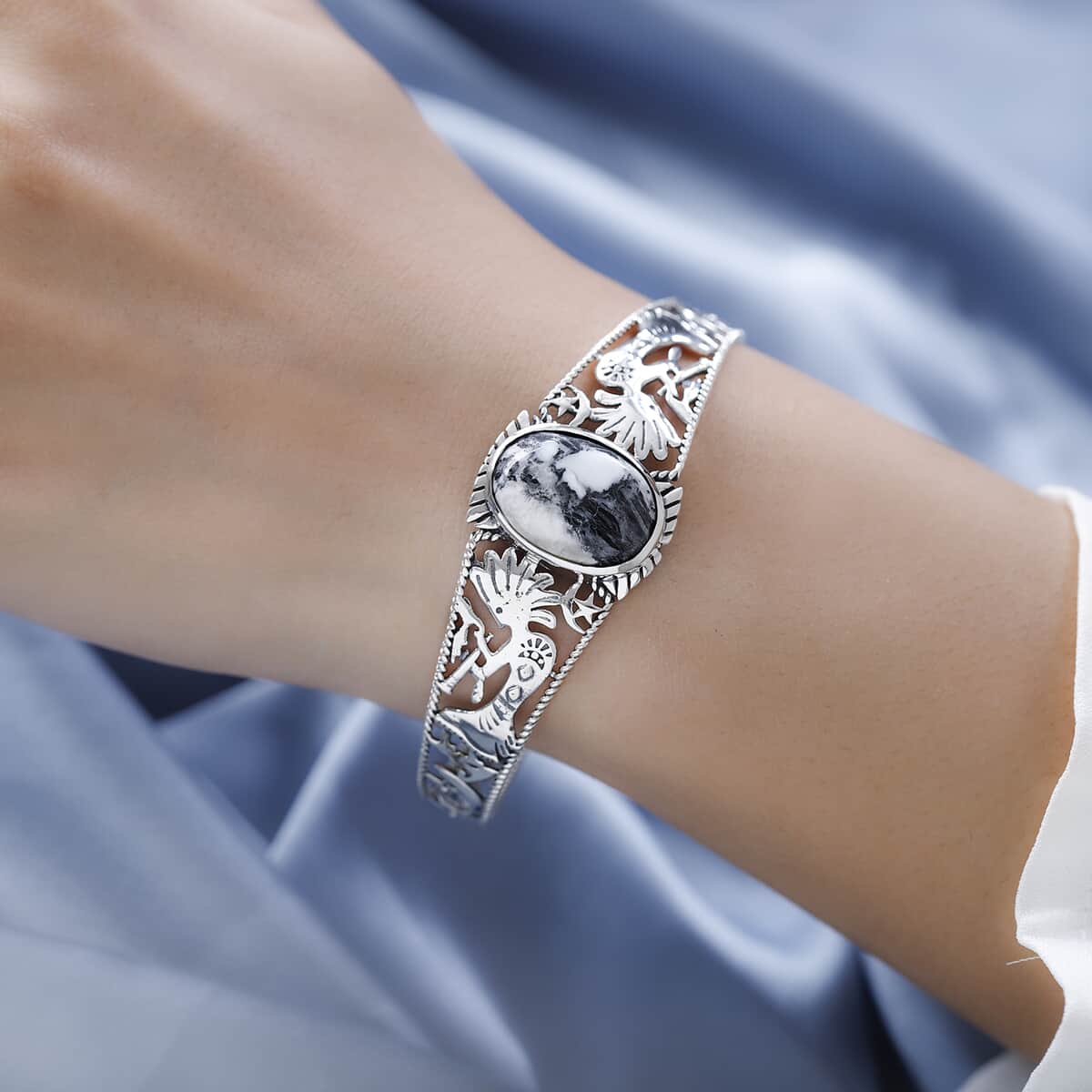 White Buffalo Kokopelli & Shooting Star Cuff Bracelet in Sterling Silver (7.25 In) 13.35 ctw image number 2