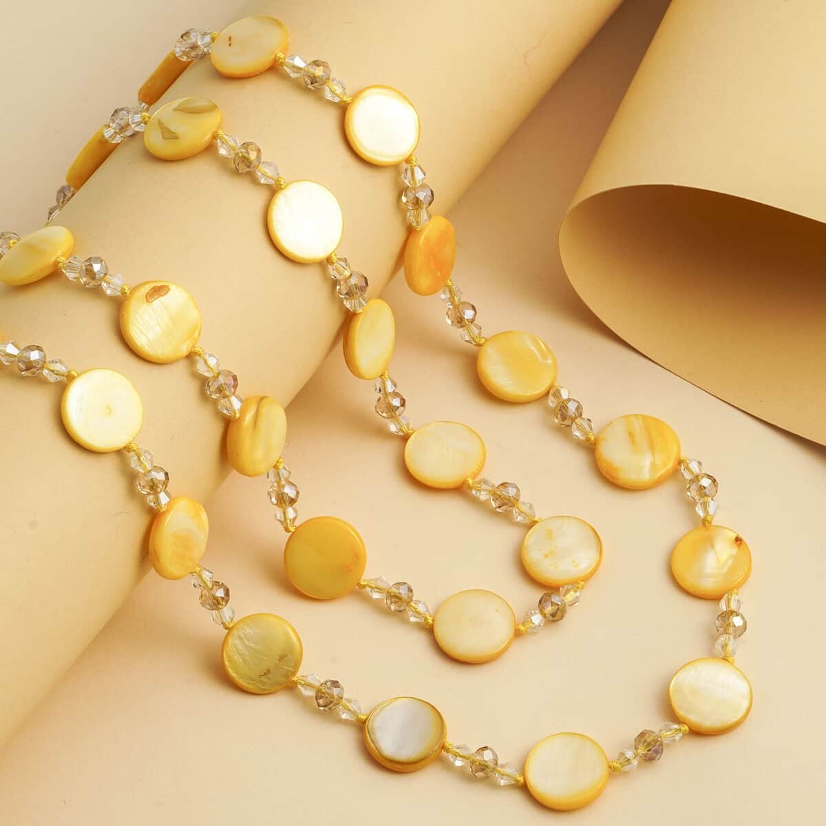 Yellow Shell Pearl Coin, Champagne and White Glass Beaded Necklace 47 Inches image number 1